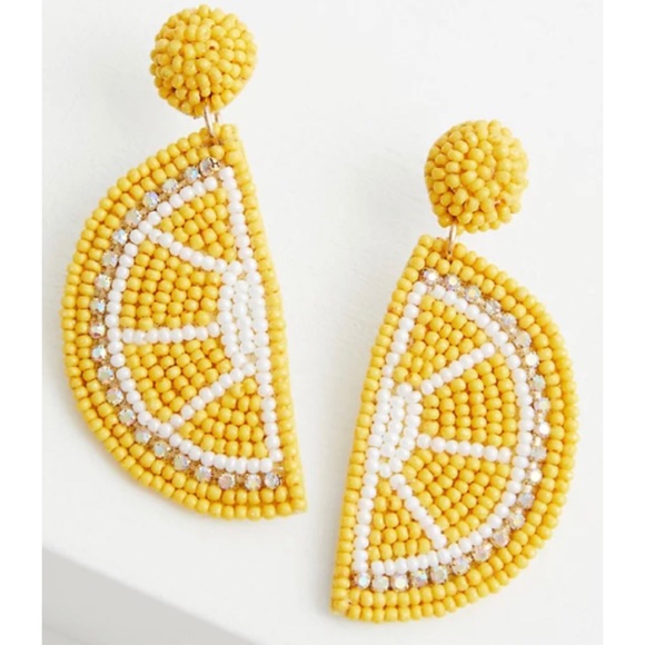 ✨HP✨ 🆕Yellow Lemon Beaded Statement Earrings NWT - Picture 5 of 5